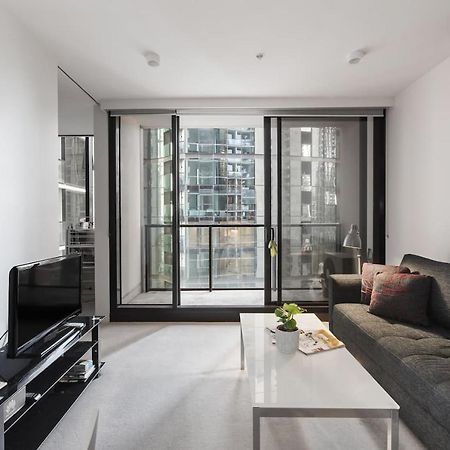 Central Sleek City Living Close To Everything Мельбурн Экстерьер фото